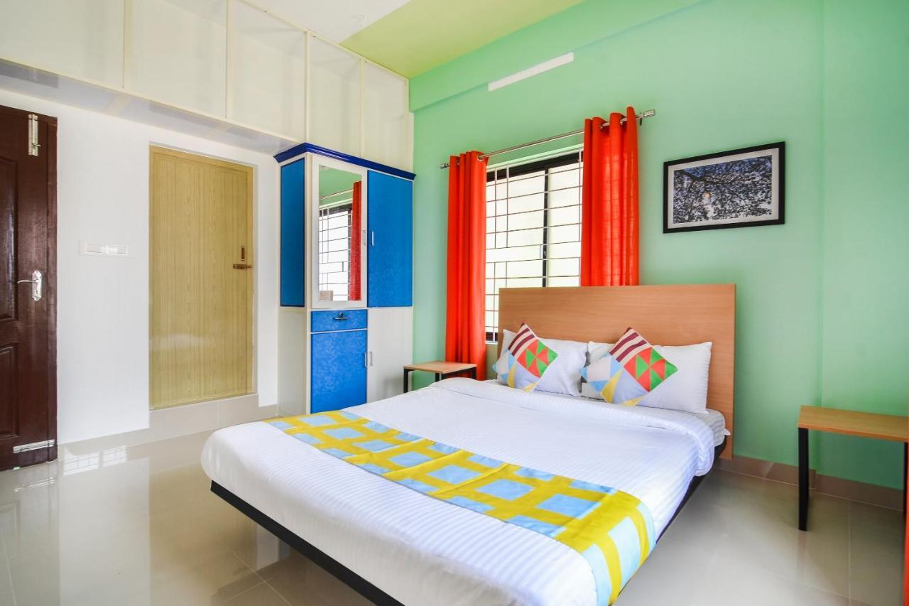 Oyo Home 81801 Akash Villa Trippapur Екстериор снимка