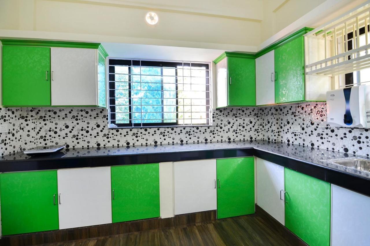 Oyo Home 81801 Akash Villa Trippapur Екстериор снимка