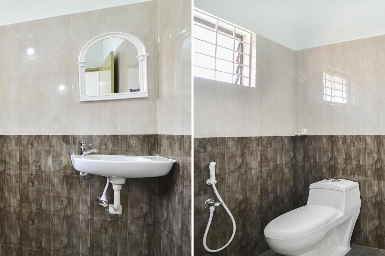 Oyo Home 81801 Akash Villa Trippapur Екстериор снимка